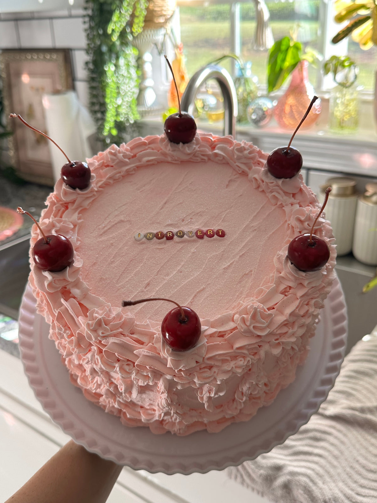 The Introvert Cake π
πβ¨ Only 1 Available β¨βοΈ
