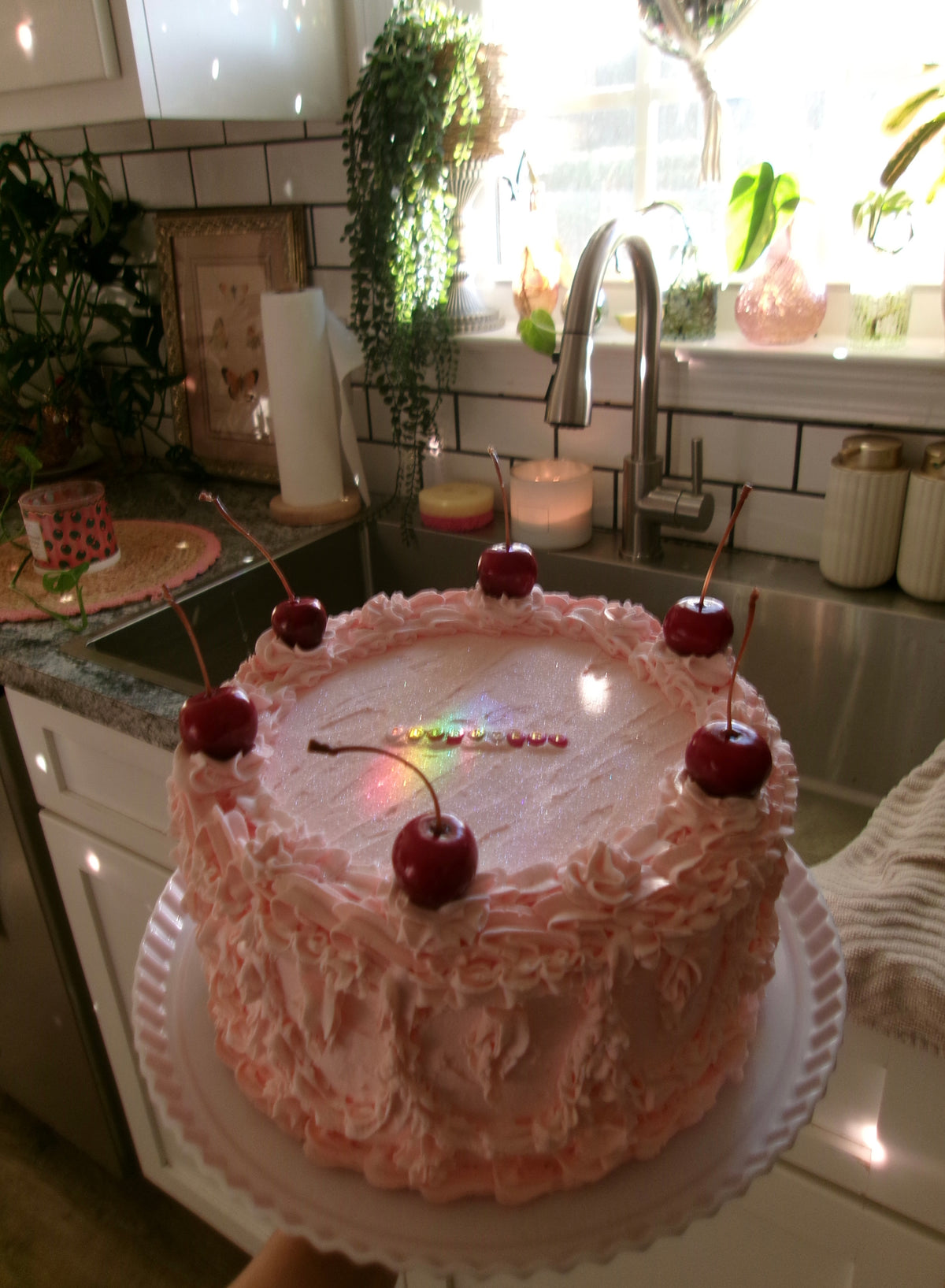 The Introvert Cake 💅🍒✨ Only 1 Available ✨⭐️
