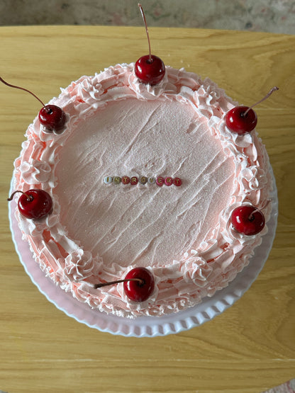 The Introvert Cake 💅🍒✨ Only 1 Available ✨⭐️