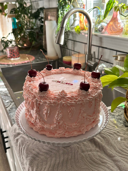 The Introvert Cake 💅🍒✨ Only 1 Available ✨⭐️