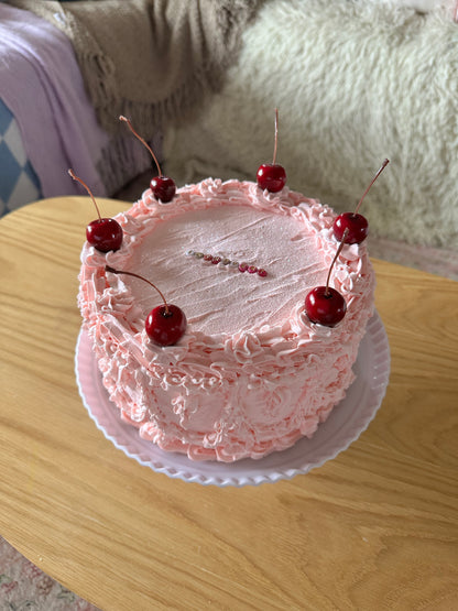 The Introvert Cake 💅🍒✨ Only 1 Available ✨⭐️