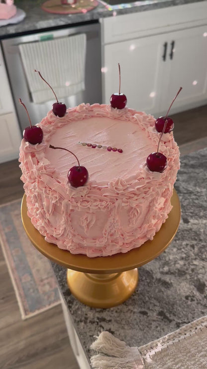 The Introvert Cake 💅🍒✨ Only 1 Available ✨⭐️